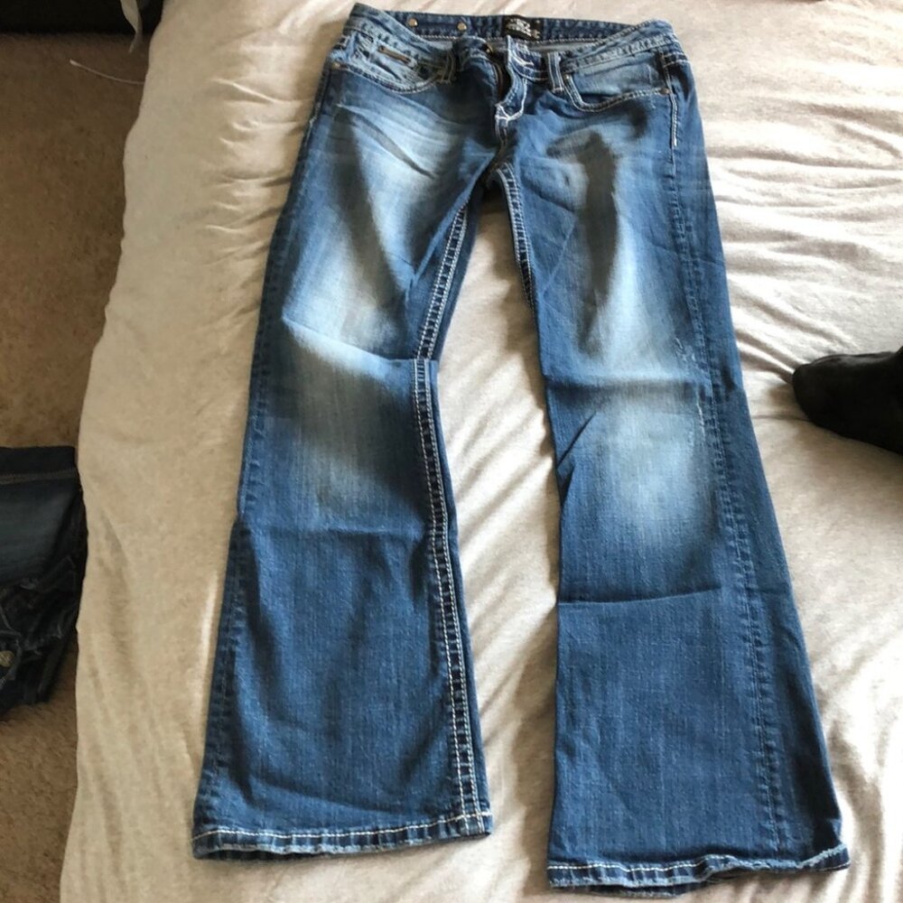 Light wash jeans boot cut